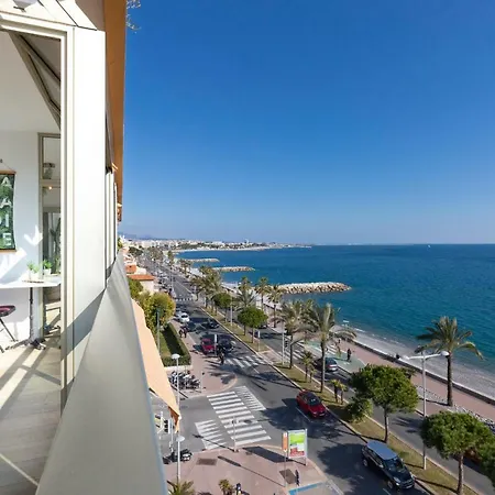 Splendid Apartment Seafront In Cagnes Sur Mer View On The Water